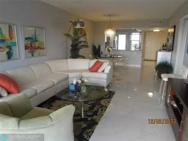 Pompano Beach, FL 33069,3050 N Palm Aire Dr  #806