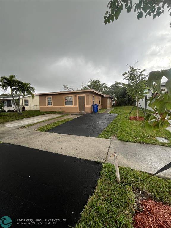 2856 NW 4th Ct, Pompano Beach, FL 33069