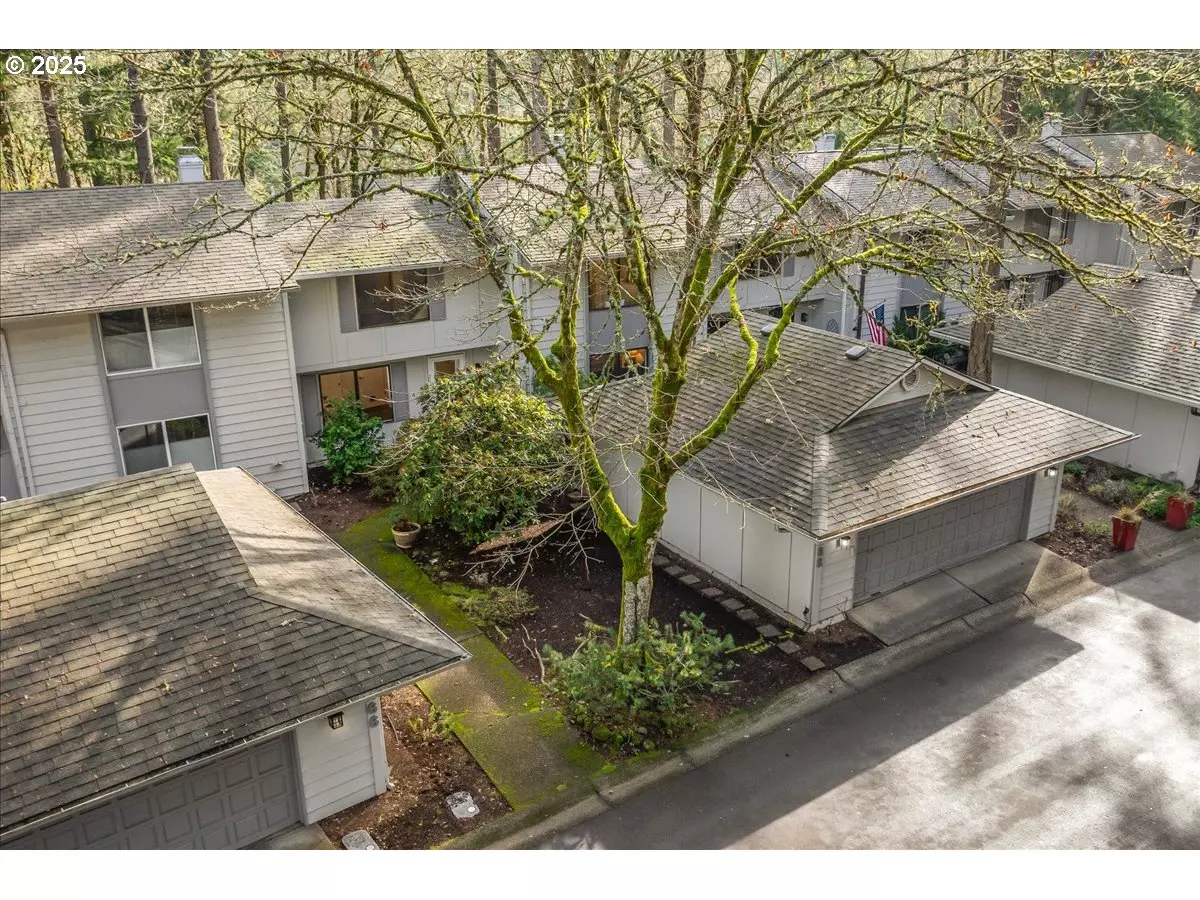 Lake Oswego, OR 97035,4268 WOODSIDE CIR