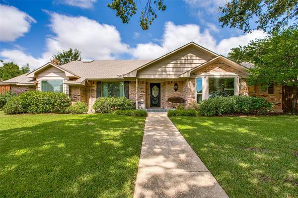 7723 Meadowhaven Drive, Dallas, TX 75254