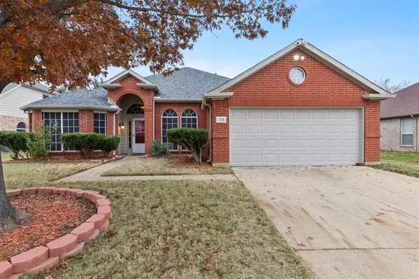 728 River Oak Way, Lake Dallas, TX 75065