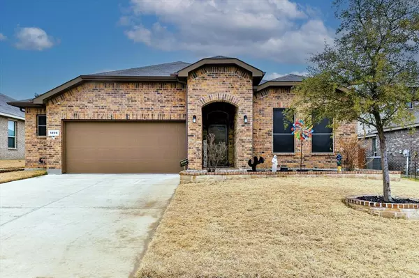 1808 Millbrae Road, Cleburne, TX 76033