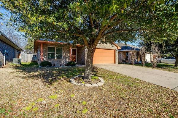 414 Tinker Trail, Burleson, TX 76028