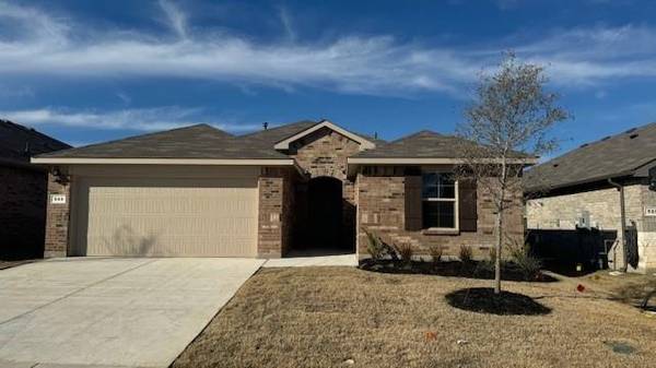 533 BRONZE Circle W, Springtown, TX 76082