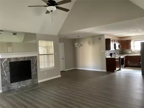 Arlington, TX 76017,6107 Meadowside Trail