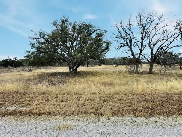 553 Feather Bay Drive, Brownwood, TX 76801