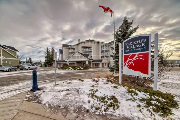 305 1 AVE Northwest #402, Airdrie, AB T4B 2M5