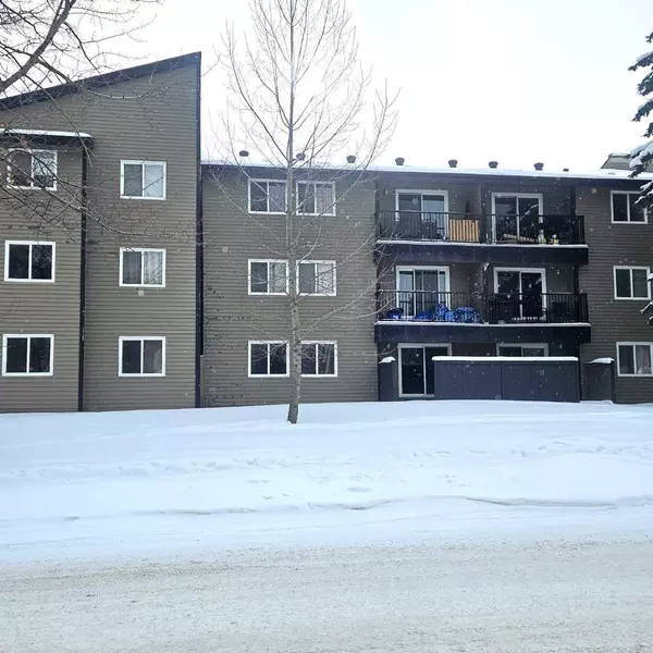 5611 10 Avenue #104A, Edson, AB T7E 1R4