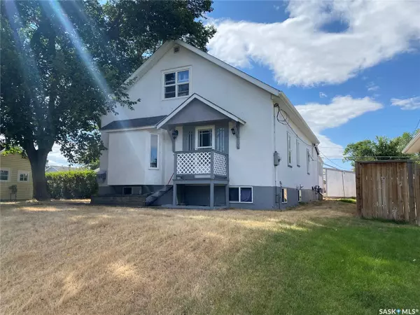 160 4th AVENUE SE, Swift Current, SK S9H 3L4