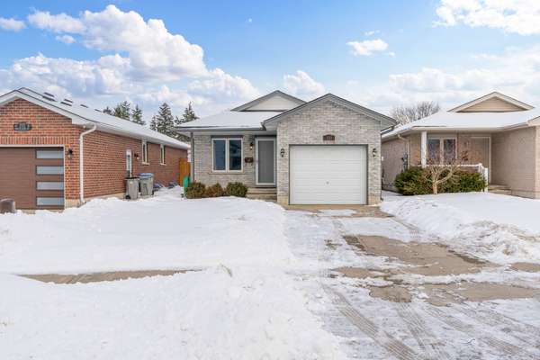 153 MAITLAND ST, Strathroy-caradoc, ON N7G 0A2