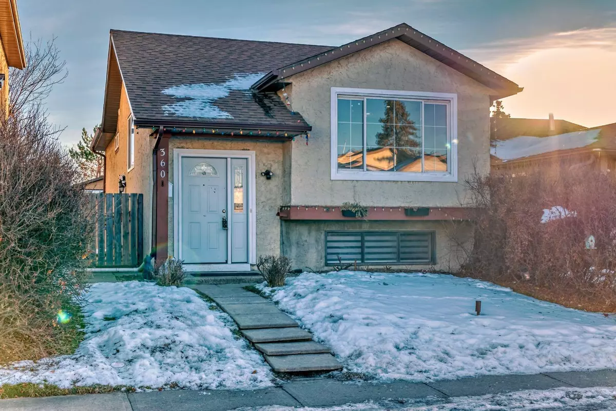 Calgary, AB T2A6L3,360 Abinger CRES NE