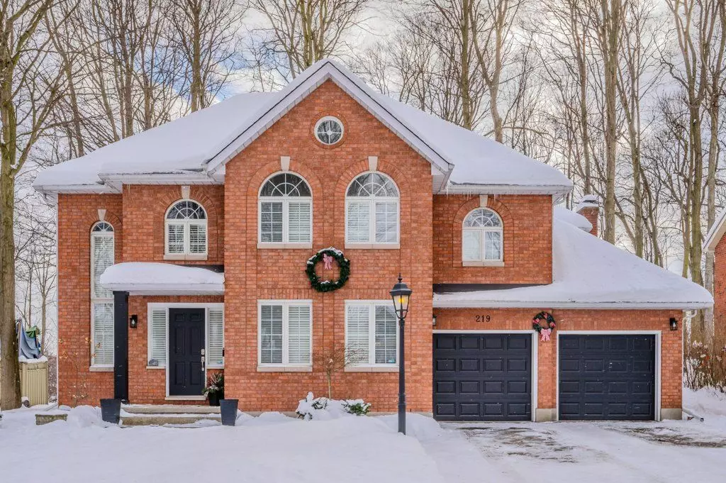 Waterloo, ON N2L 5W4,218 Corrie CRES