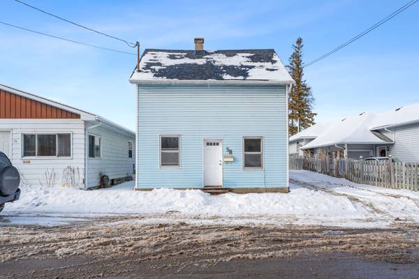 58 Russell ST N, Arnprior, ON K7S 2J3