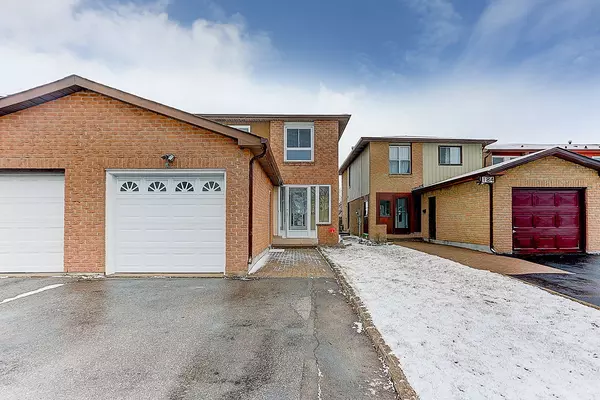 182 Risebrough Circuit, Markham, ON L3R 3E3