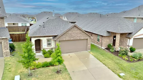 2178 Hobby Drive, Forney, TX 75126