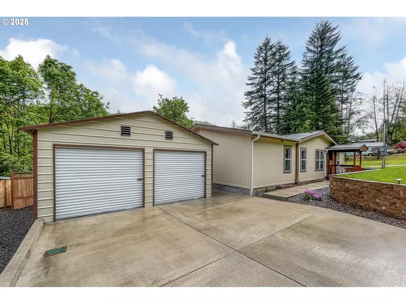 379 N BOULDER CREEK DR, Otis, OR 97368