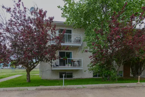 4505 53 ST #304, Athabasca, AB T9S 1K1