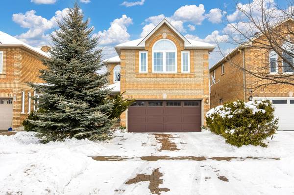 69 Sunridge ST, Richmond Hill, ON L4E 3T7