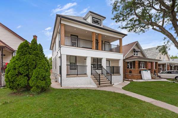 Windsor, ON N8X 4P2,1379 - 1381 Pierre AVE