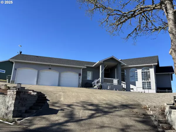 367 RIDGECREST DR, Roseburg, OR 97471