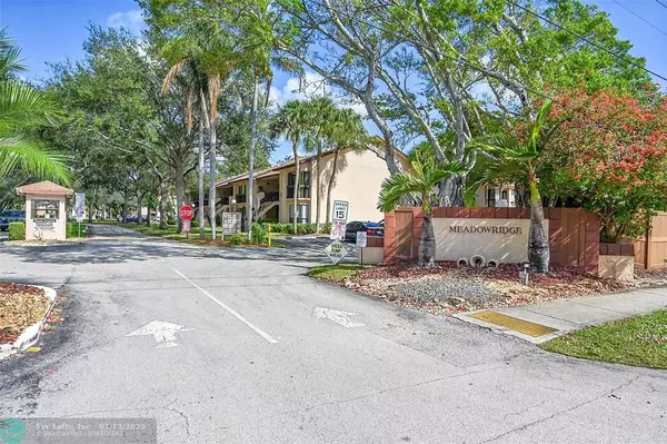 Deerfield Beach, FL 33442,2257 SW 15th St  #174