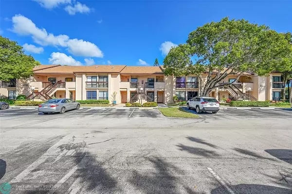 Deerfield Beach, FL 33442,2257 SW 15th St  #174