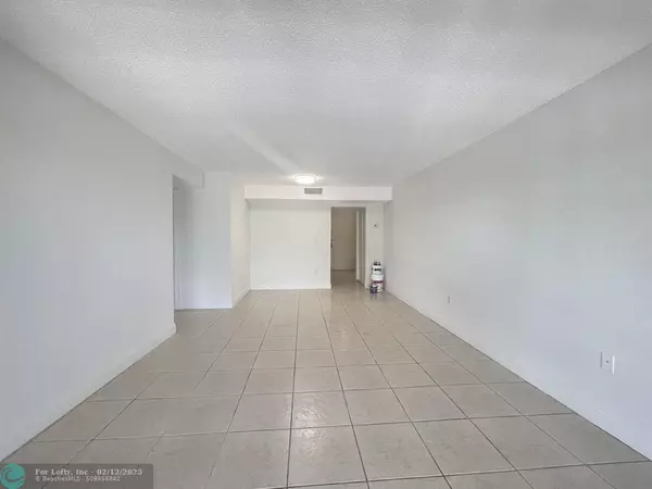 Sunrise, FL 33351,4205 N University Dr  #311