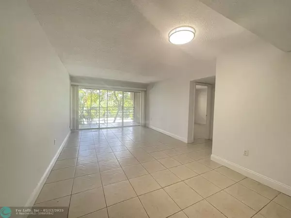 Sunrise, FL 33351,4205 N University Dr  #311