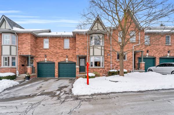 76 River DR #7, Halton Hills, ON L7G 2J2