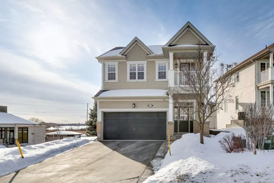 432 TILLSONBURG ST, Kanata, ON K2T 0C4