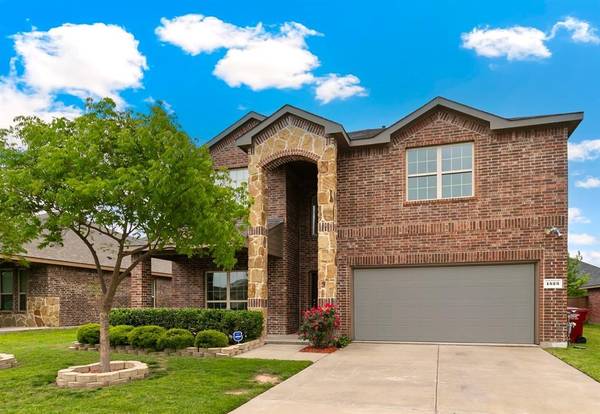 1523 Colgate Drive, Van Alstyne, TX 75495