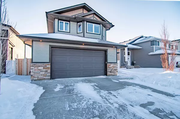 Blackfalds, AB T4M 0L2,5457 Vista TRL