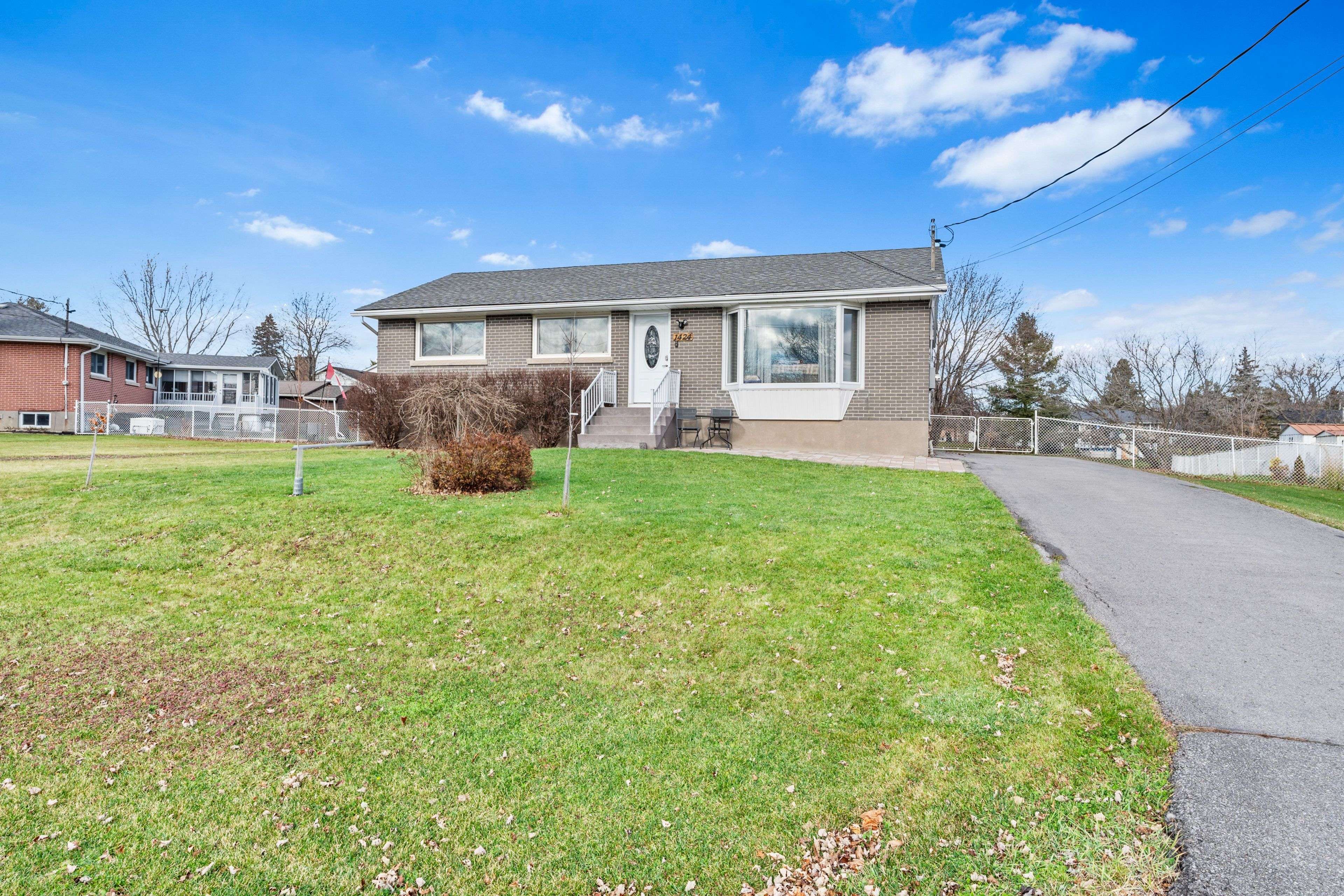 Kingston, ON K7P 2V6,1424 Woodfield CRES