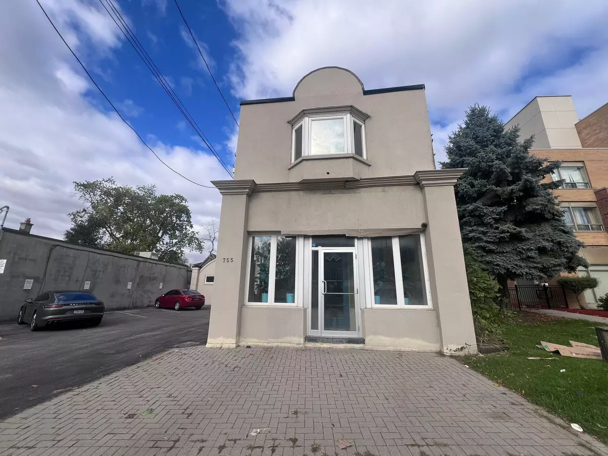 Mississauga, ON L5E 1C6,755 Lakeshore RD E #C