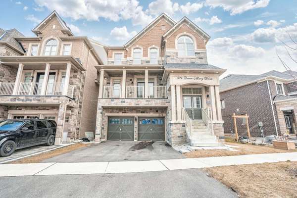 574 Queen Mary DR, Brampton, ON L7A 4Y6