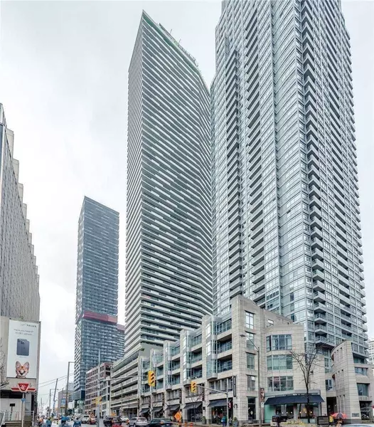 2221 Yonge ST #4311, Toronto C10, ON M4S 2B4