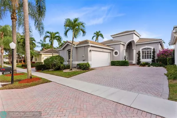 Boca Raton, FL 33433,8220 N Hampton Wood Dr