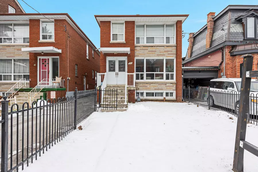 48 Macdonell AVE, Toronto W01, ON M6R 2A2