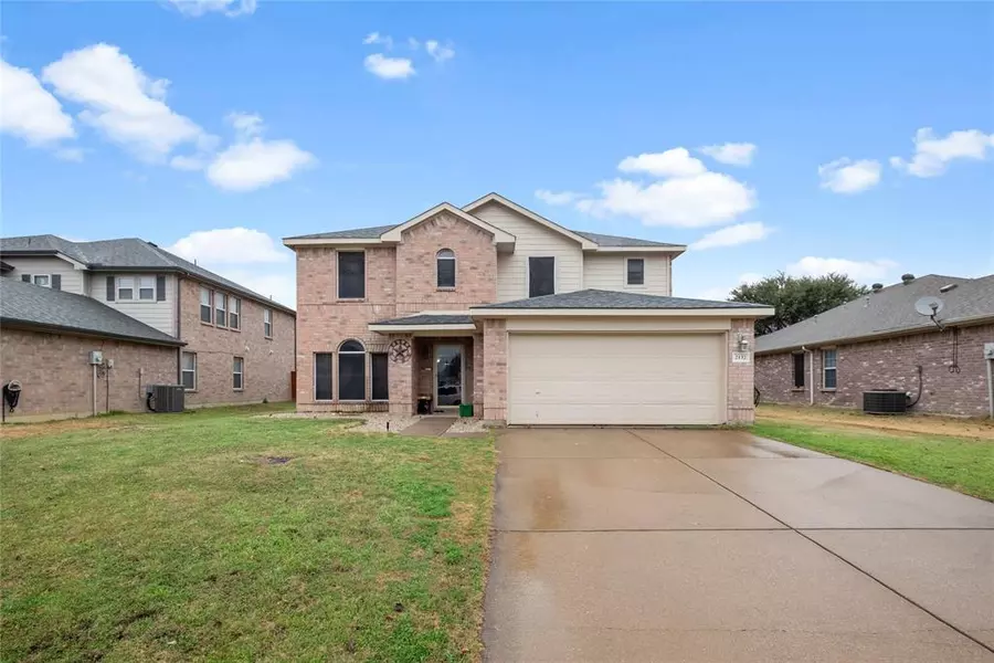 2132 La Salle Trail, Grand Prairie, TX 75052