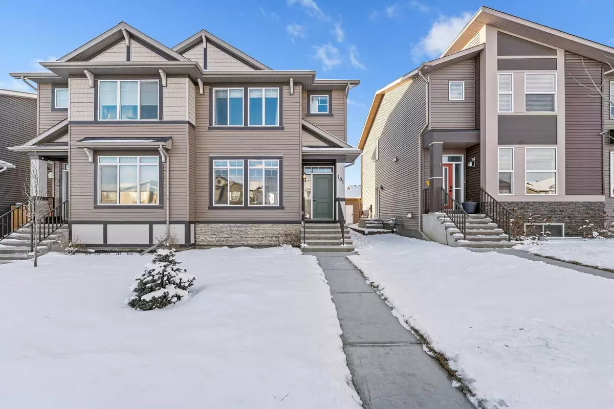 Chestermere, AB T1X 1Z8,181 Dawson DR