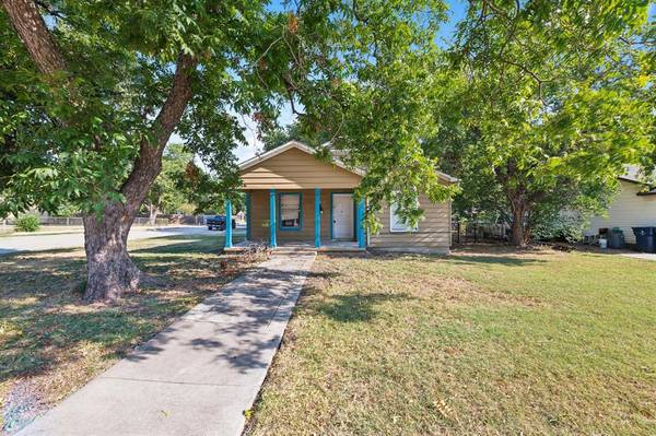 213 Edgefield Drive, Garland, TX 75040