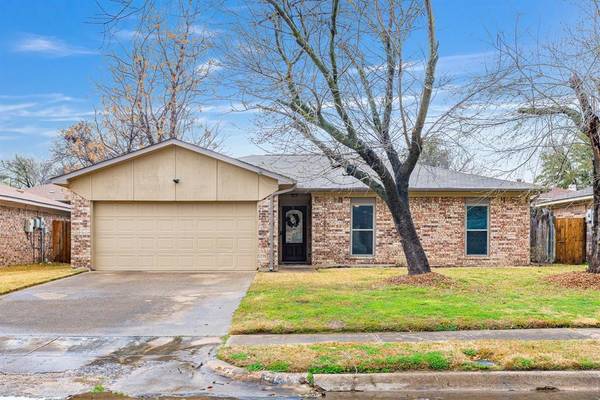 2713 W Oakdale Road, Irving, TX 75060