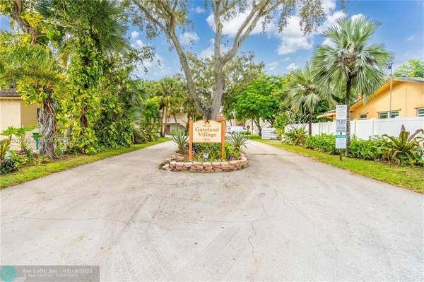 3777 NW 78th Ave  #10D, Hollywood, FL 33024