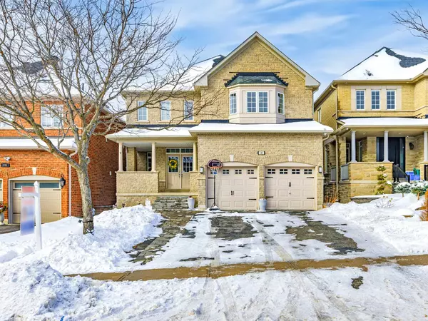 183 Wainscot AVE,  Newmarket,  ON L3X 2X4