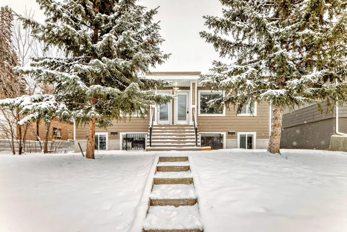 Calgary, AB T2T 4E7,2316 16 ST SW