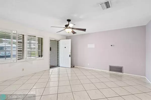 Pompano Beach, FL 33064,301 NW 25th Ct