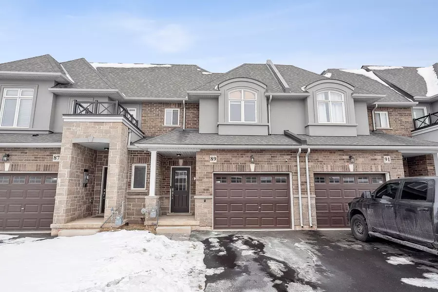 89 Pinot CRES, Hamilton, ON L8E 0J9