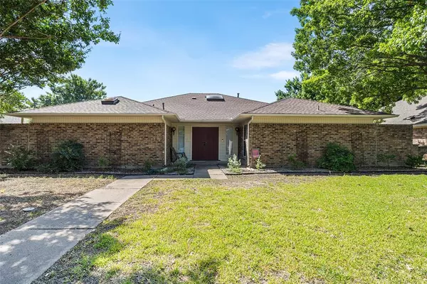 9722 Burleson Drive, Dallas, TX 75243