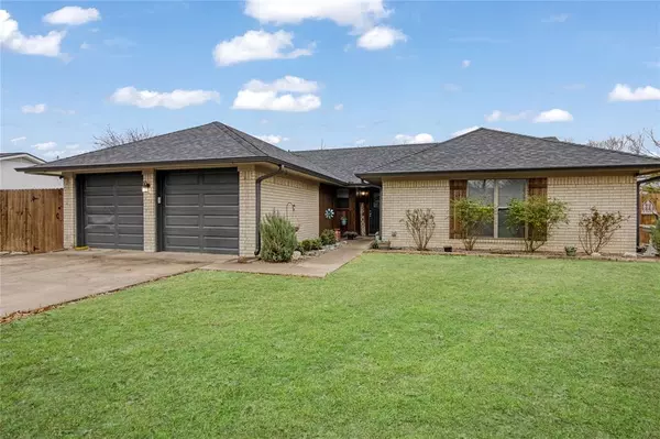 419 W Center Street, Whitewright, TX 75491