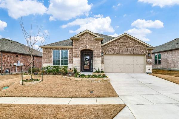 208 Rolling Water Drive, Mckinney, TX 75071